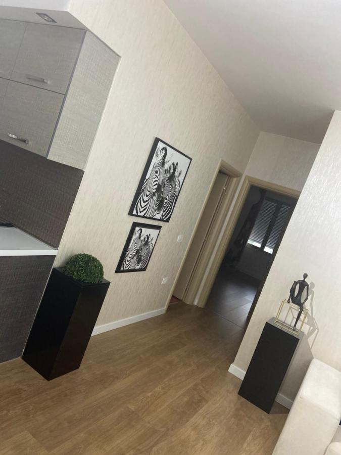 Mb Luxury Apartments تيرانا المظهر الخارجي الصورة